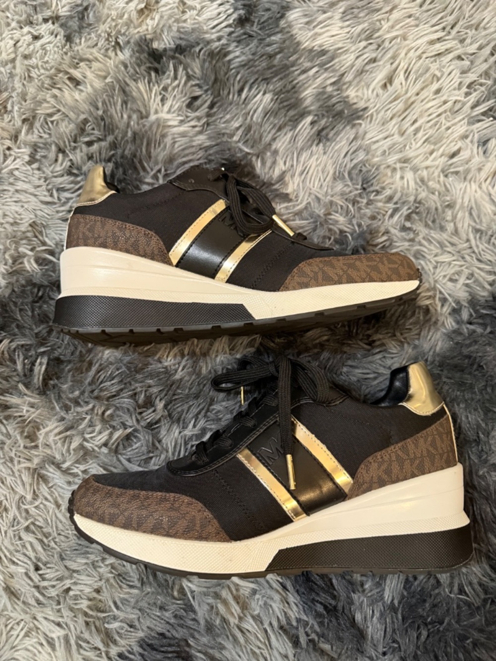 Michael Kors Black and Gold Wedge Sneakers 10 Women - Picture 2 of 4